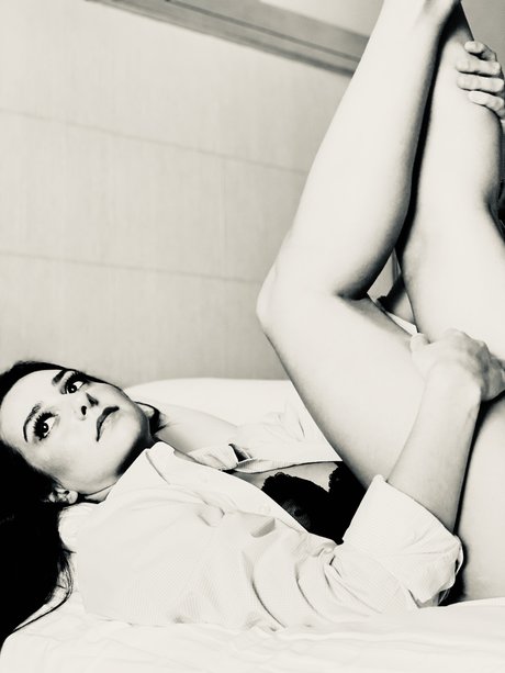 Jenna Vive model porn picture