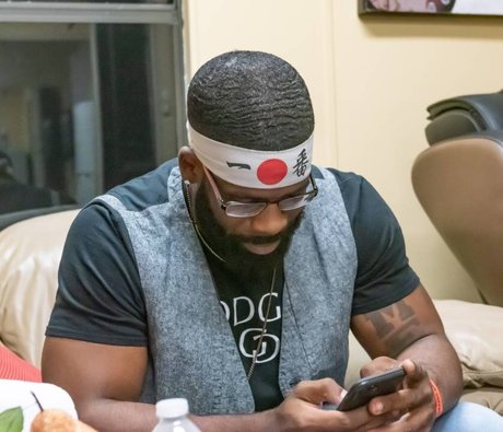 Rare G model perfect pics