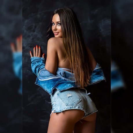 Ludaska model sex photo