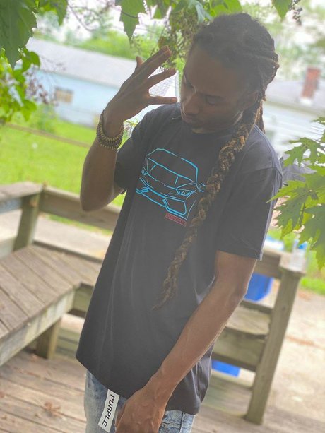 Fred Daniel model hd img