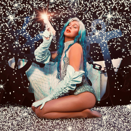 Mac Glitzy pornstar nudes image