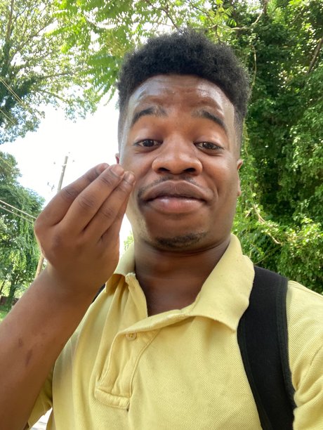 Aqua Mond erotic pornstar picture