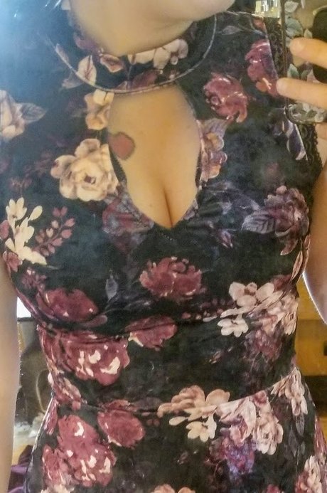 Ehsi Tiarra pornstar sex img