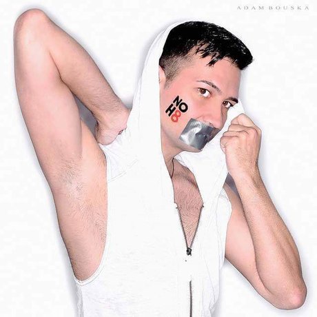 MrNudeIntl art model photos