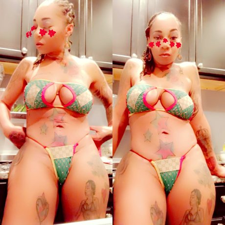 Fendi Baddie naked actress pics