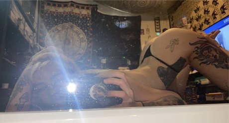 Kitty Vik_ pornstar beautiful photo