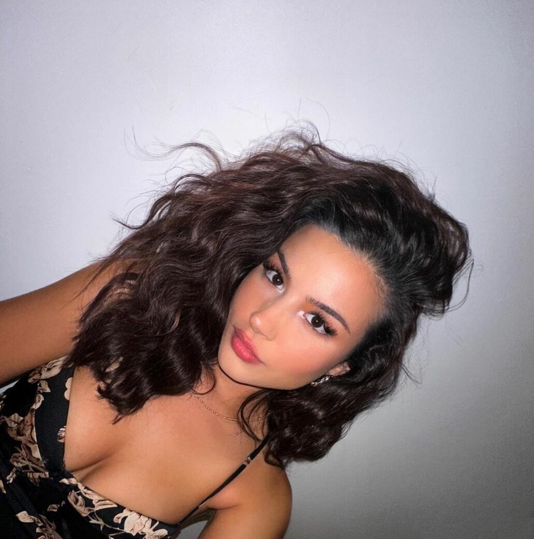Bianca Kukobako top profile image