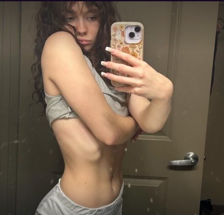 Skylar West best star pic