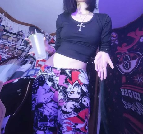 Livingdead kev top model archive