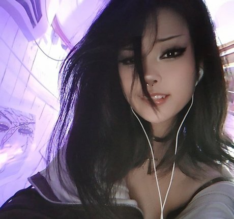 Livingdead kev nude actress archive