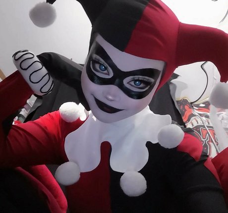 Livingdead kev high quality actress photo