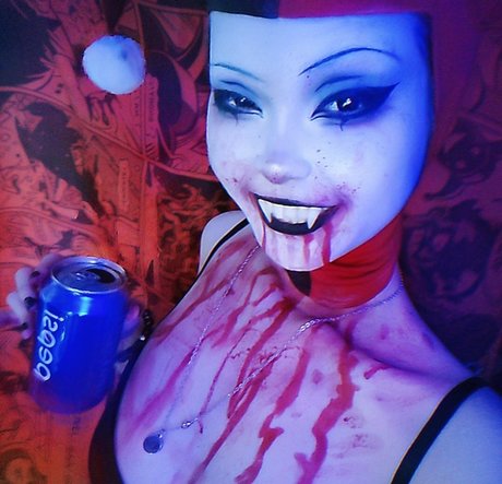 Livingdead kev art actress picture