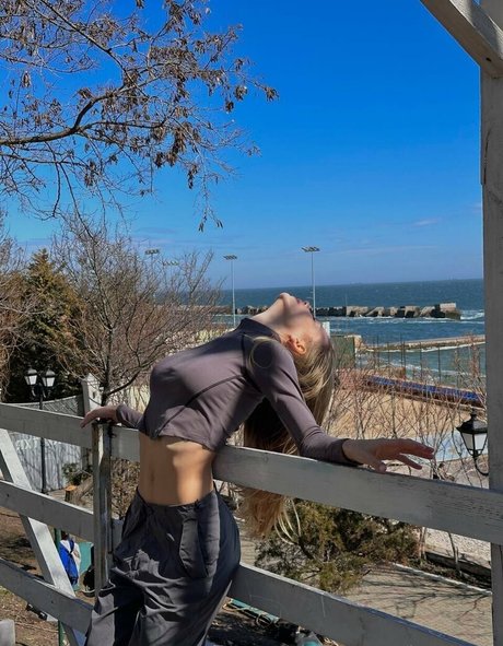 skinny brunette onlyfans hot nude picture