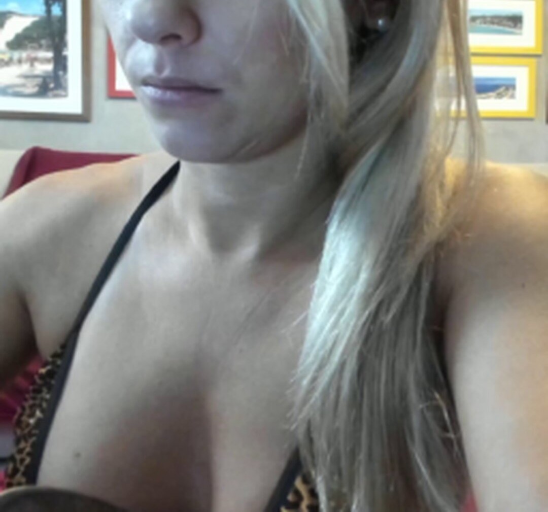 brazilianblondie pornstar adult pictures