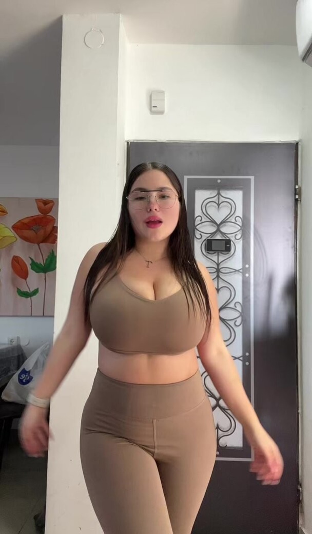 Tamar Abuchzira star exclusive archive