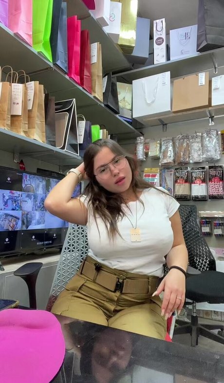 lesbian strapon onlyfans hot xxx images