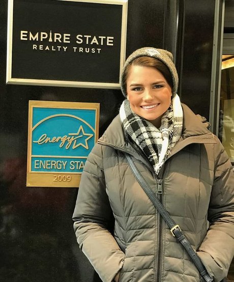 Hallie Clark exclusive star image