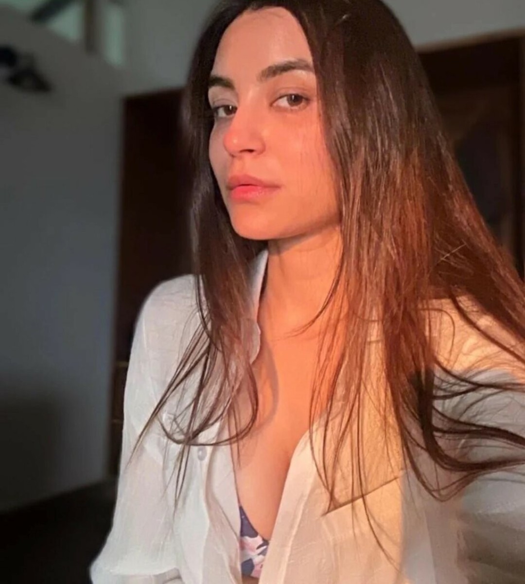 Nikkesha Rangwala model beautiful pictures