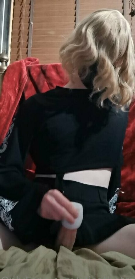 alisathetrap pornstar adult image