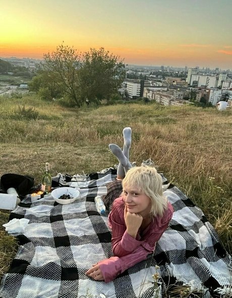 christivovk nude star xxx archive