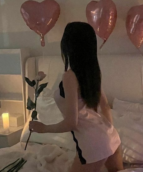 Kaitlynn Rhenea Asmr model best img