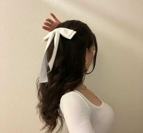 Kaitlynn Rhenea Asmr model porn image