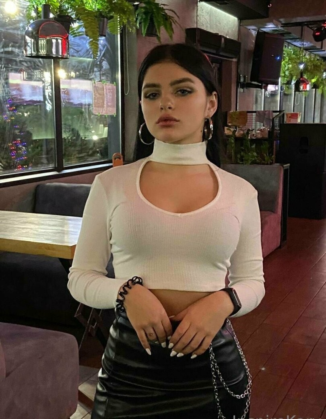 flat chested onlyfans porn images