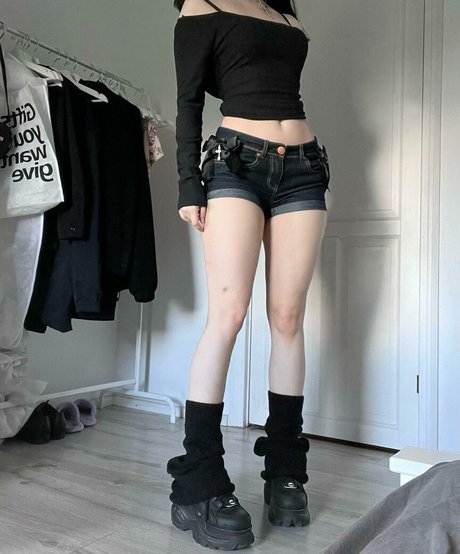 mirukurum hd actress picture