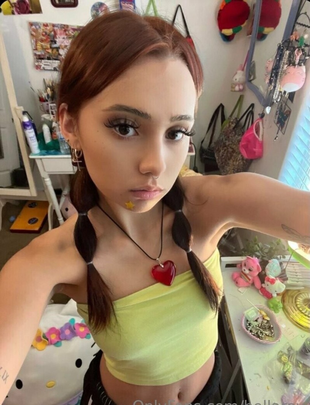 isabellaroy nude model images