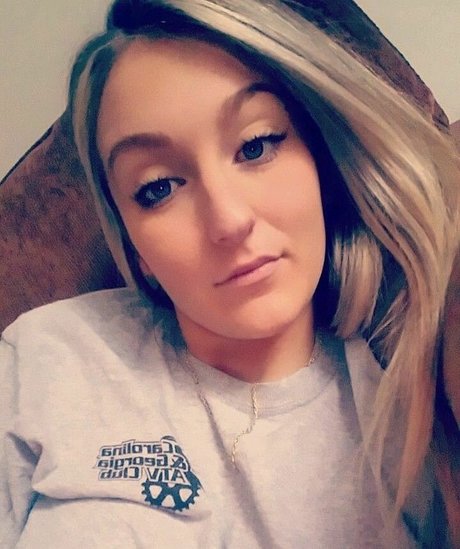 Destiny Marie pretty model pics