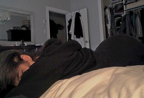 Marisa G naked actress picture