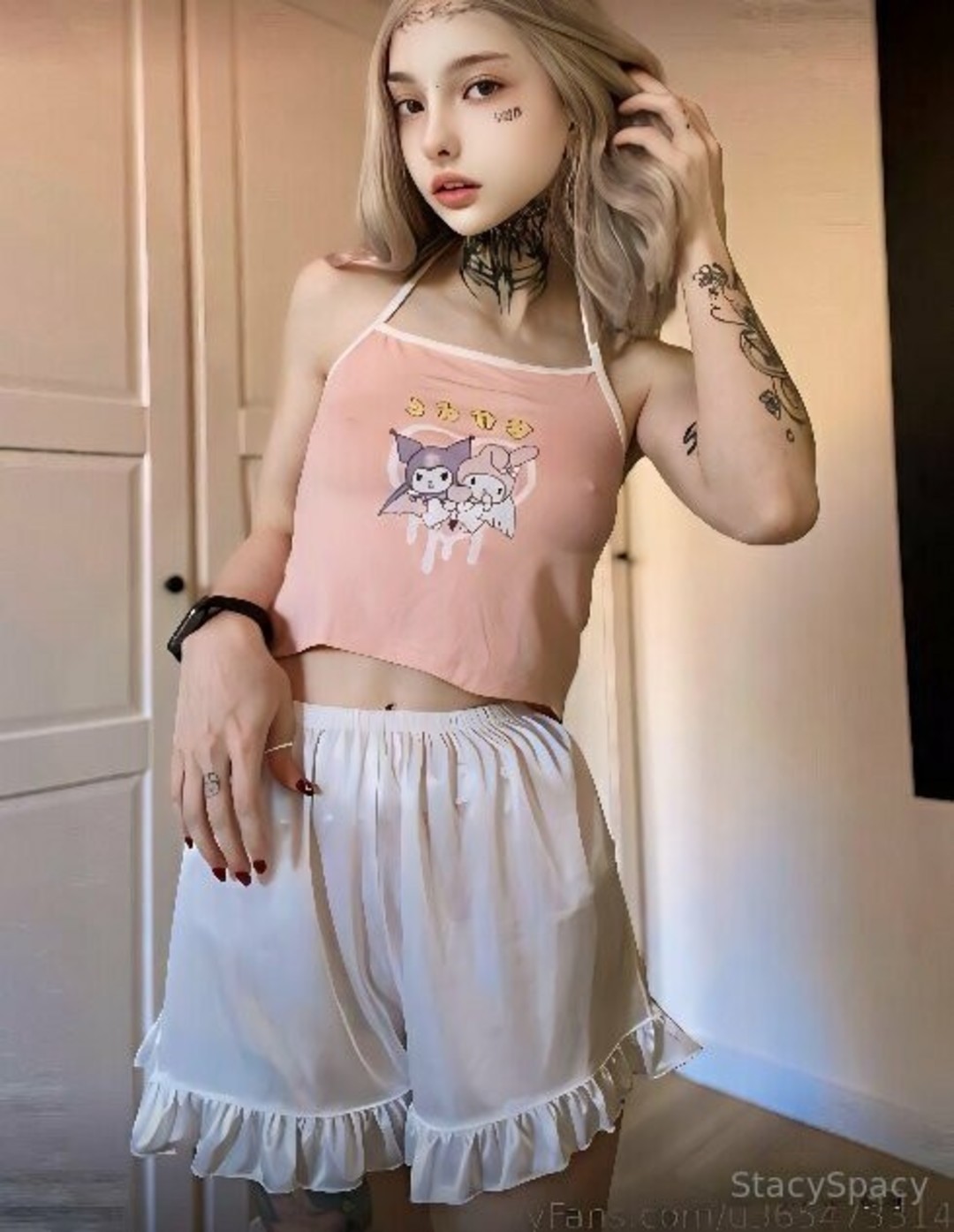 blonde babe onlyfans naked images