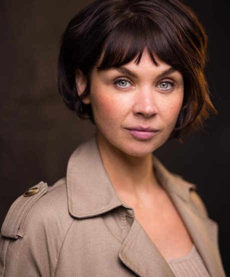 Hannah Donaldson nude actress photo