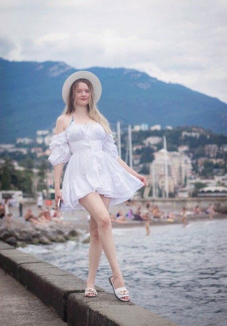 Angelica Heaven erotic pornstar photo