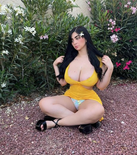 Vanessa Bazan perfect model picture