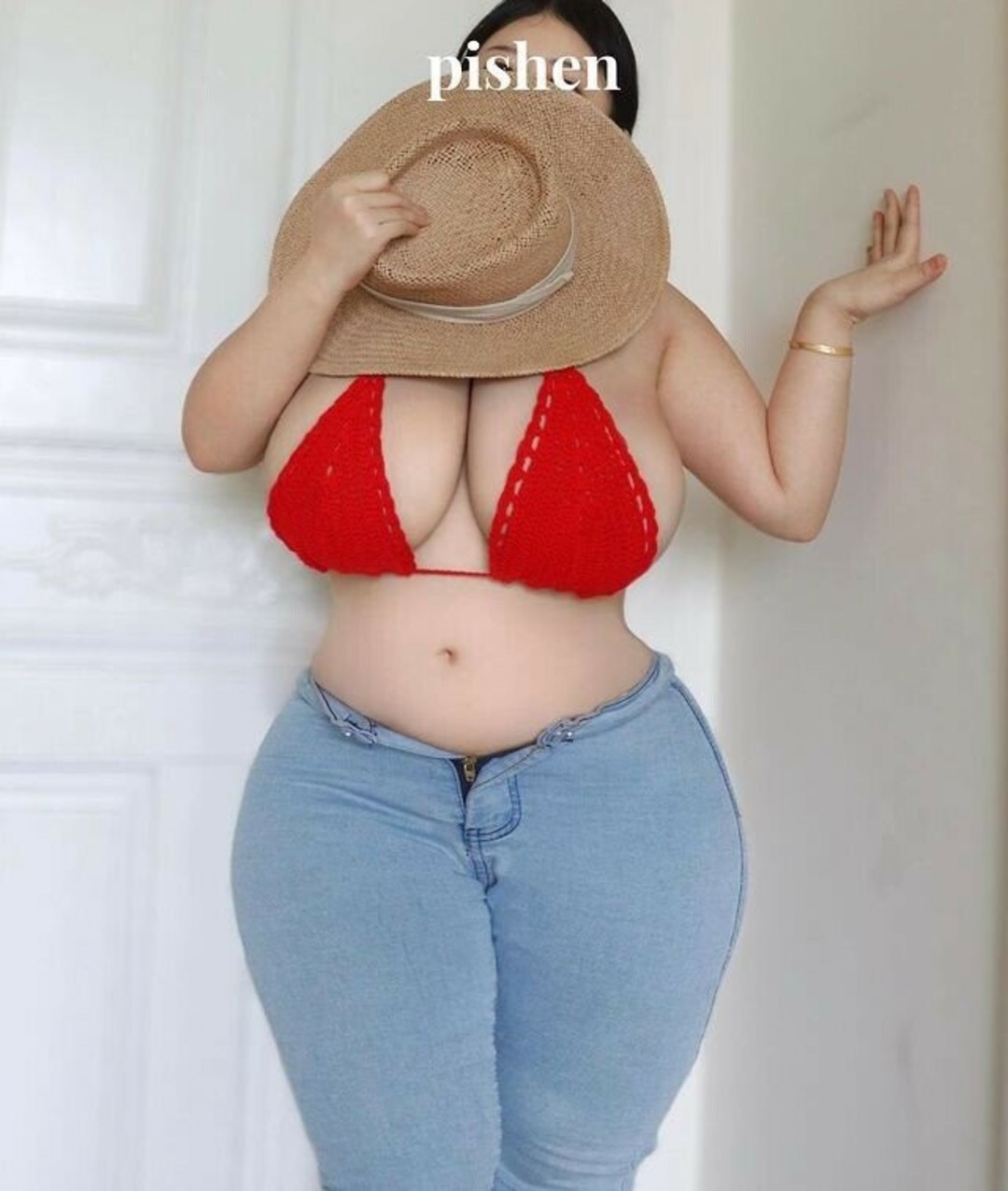 Pisheneva eva exclusive actress img