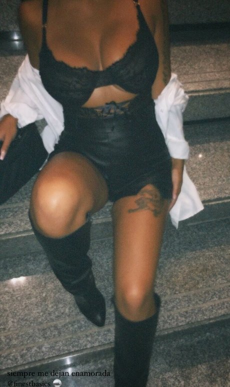 zoefernanddez high quality star pictures