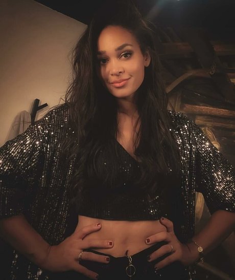 Melissa Bonny hd actress pic