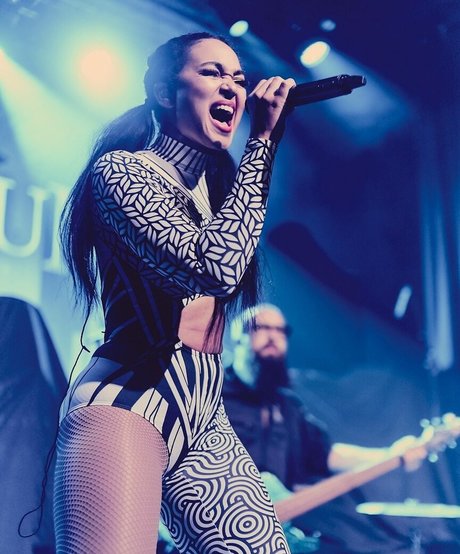 Melissa Bonny model best image