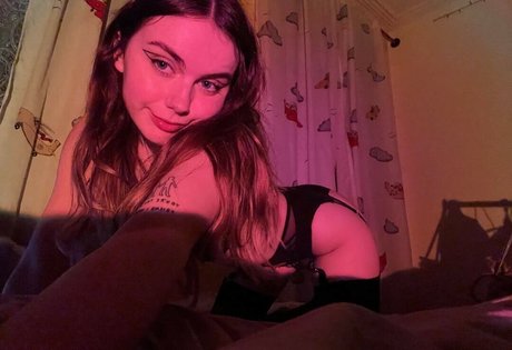 Gravedweller naked actress pics