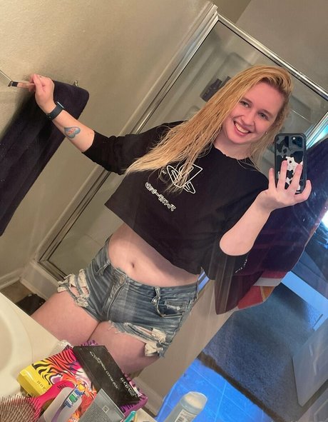 beauty teen onlyfans pornographic photo