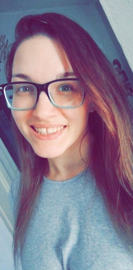 Feline Anchor erotic actress galleries