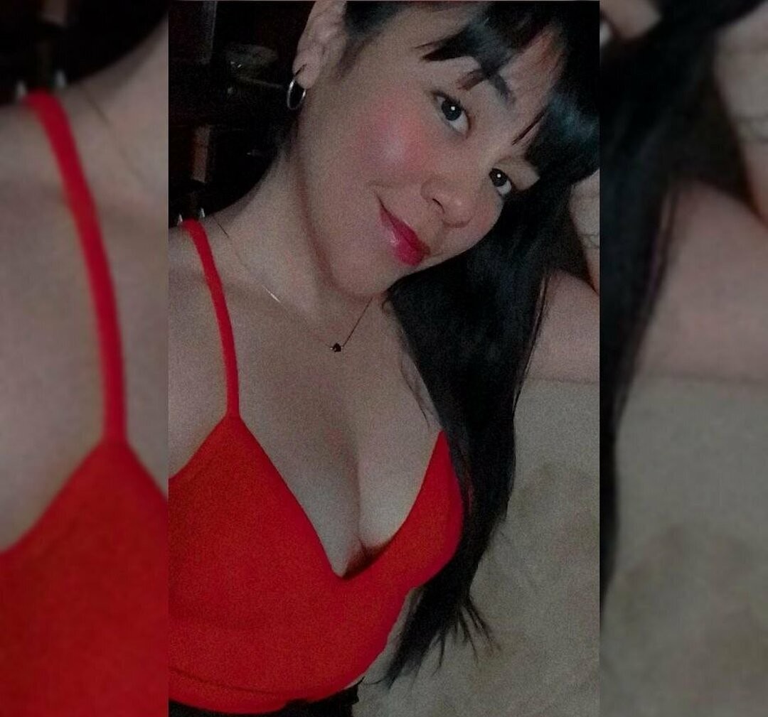 daphnedelrosefree star nude photos