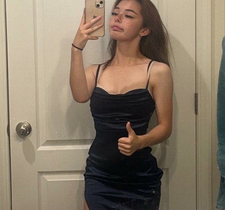 Carly Mai erotic pornstar pictures