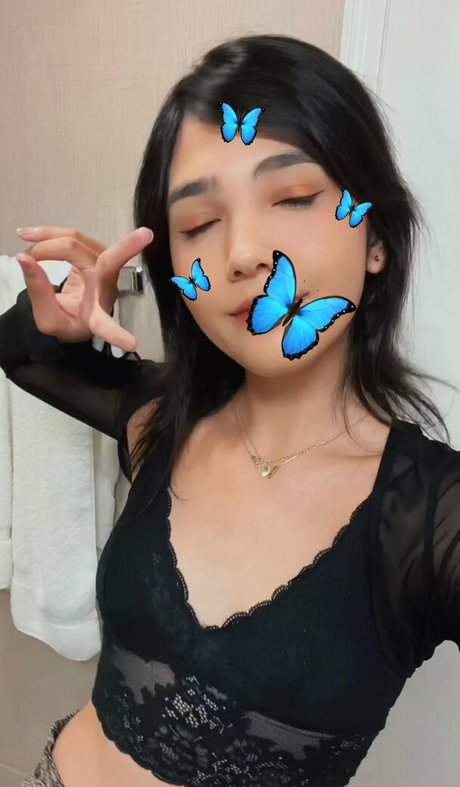 Sanagi Yuzu model beautiful pic