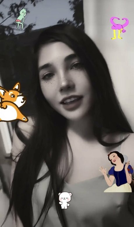 Sanagi Yuzu model nude photos