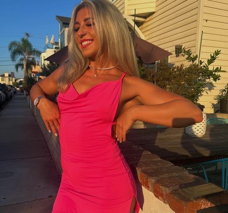 Brinley Reece WWE porn model gallery