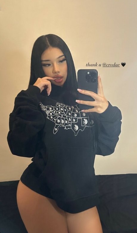 curvy nude onlyfans art naked archive