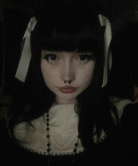 Spinechillx model sexy galleries