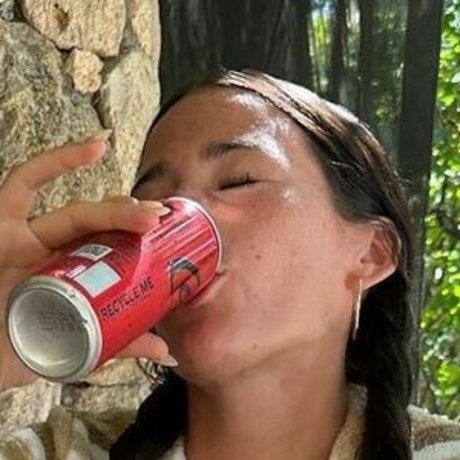 Olivia Neill model pretty photos